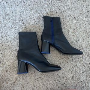 ankle boots